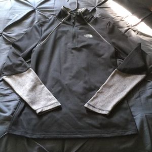 The North Face Quarter Zip Pullover